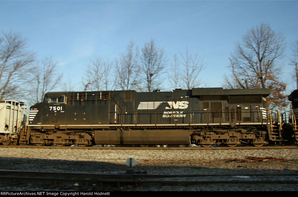 NS 7501